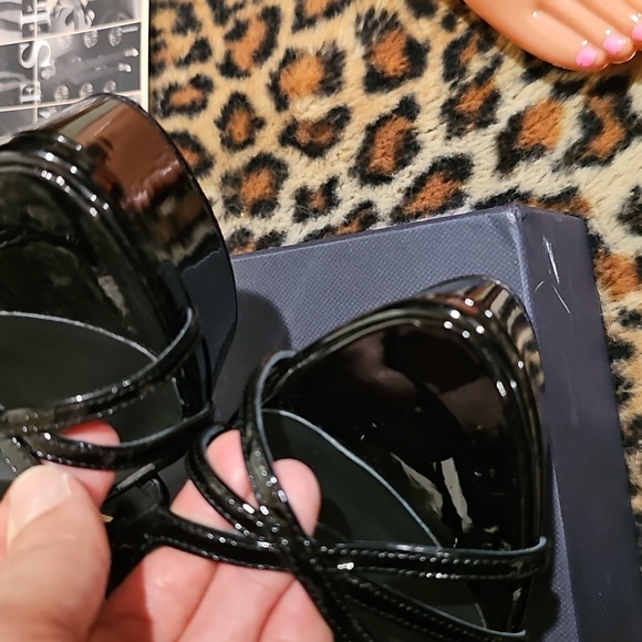 LE SILLA Elegant Black Strappy Women's Heels - Picture 10 of 11